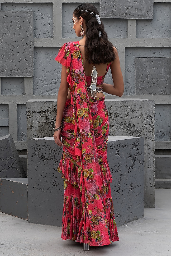 Raspberry Pink Georgette Printed Wedding Saree Set by Chhavvi Aggarwal at Pernia's Pop Up Shop