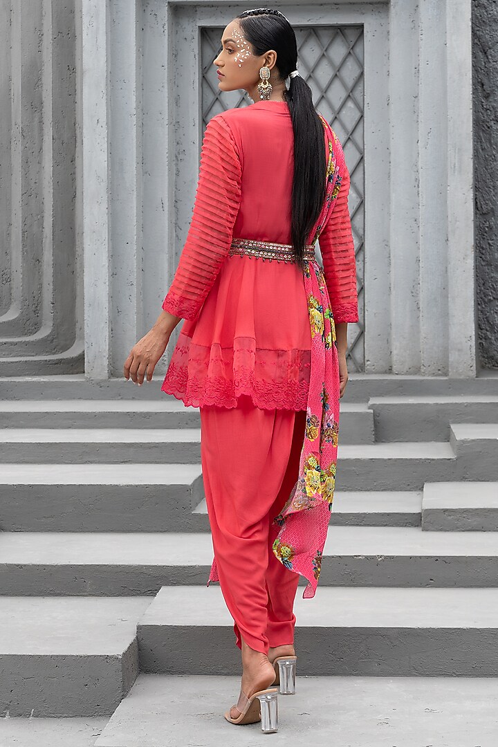 Raspberry Pink Crepe & Modal Cotton Tunic Set by Chhavvi Aggarwal at Pernia's Pop Up Shop