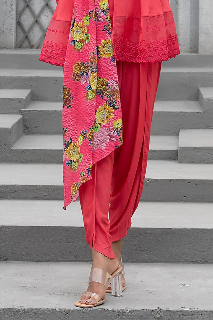 Raspberry Pink Crepe & Modal Cotton Tunic Set by Chhavvi Aggarwal at Pernia's Pop Up Shop