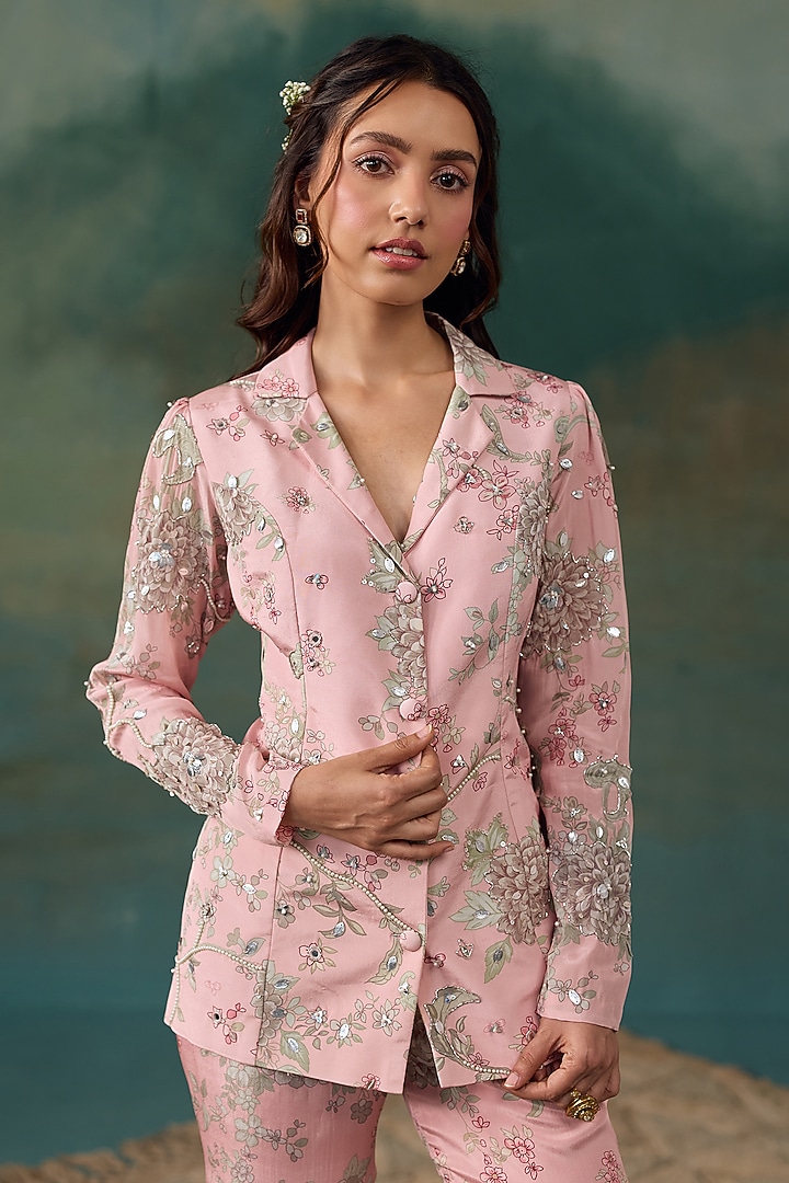 Blush Pink Crepe Embroidered Jacket Set by Chhavvi Aggarwal at Pernia's Pop Up Shop