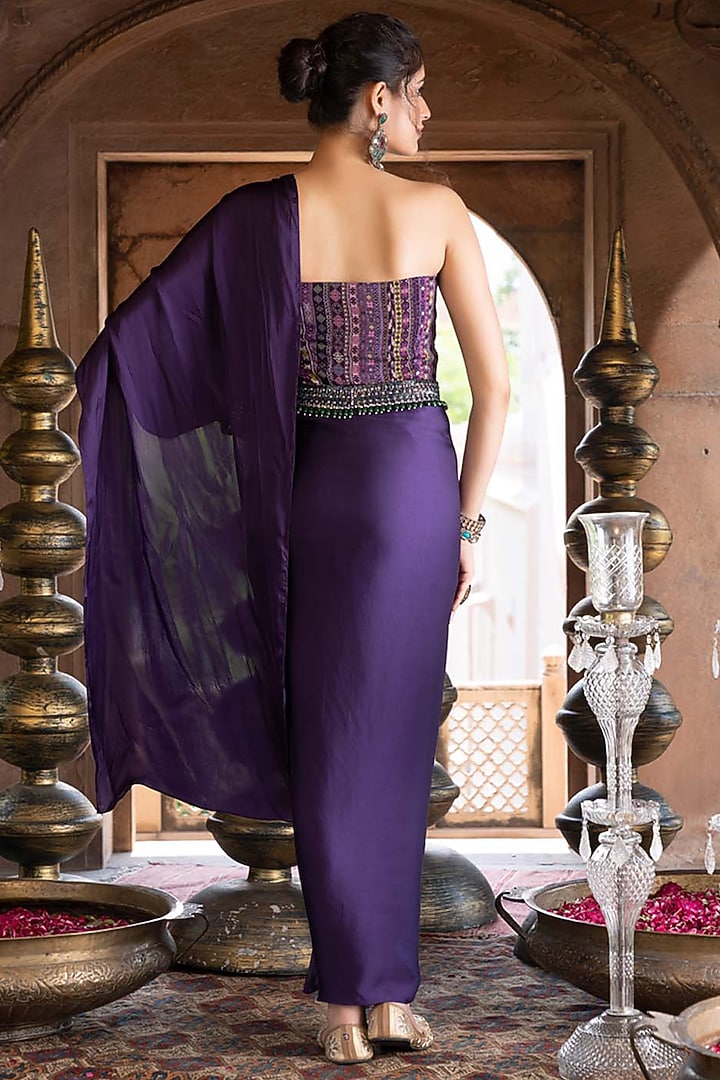 Purple Embroidered Wedding Gown Saree With Belt by Chhavvi Aggarwal at Pernia's Pop Up Shop