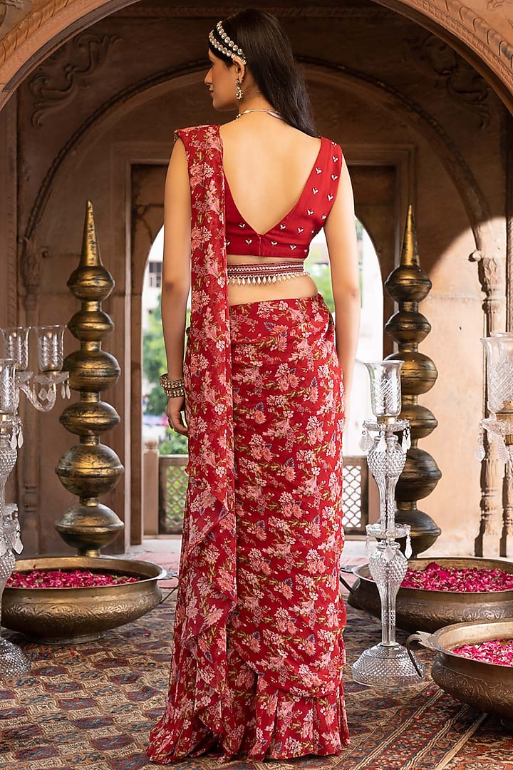 Maroon Printed Pre-Stitched Wedding Saree Set by Chhavvi Aggarwal at Pernia's Pop Up Shop