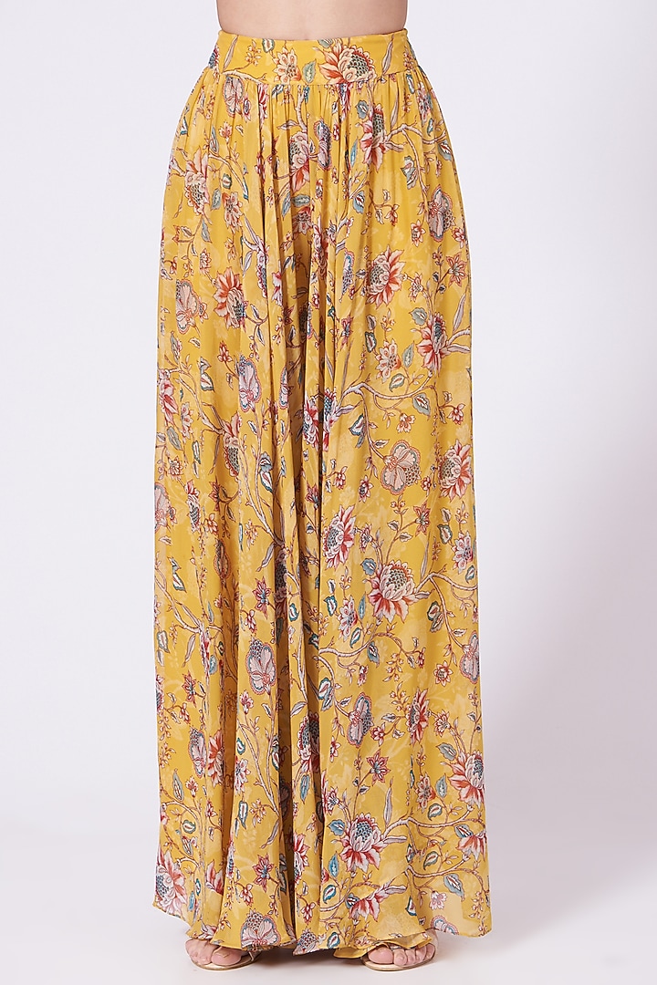 Yellow Georgette Printed Palazzo Pant Set by Chhavvi Aggarwal at Pernia's Pop Up Shop