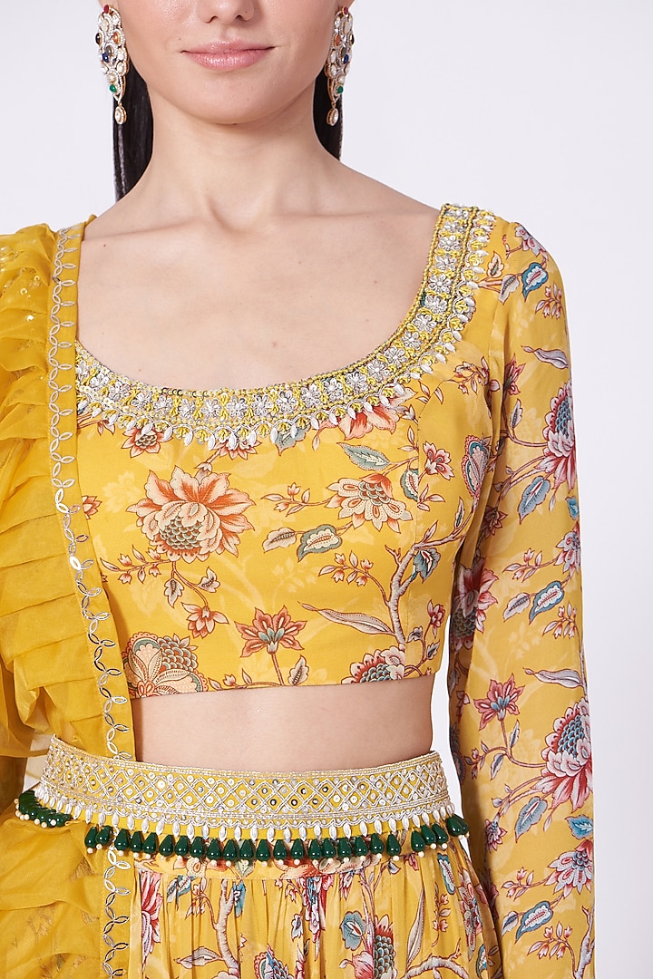 Yellow Georgette Printed Palazzo Pant Set by Chhavvi Aggarwal at Pernia's Pop Up Shop