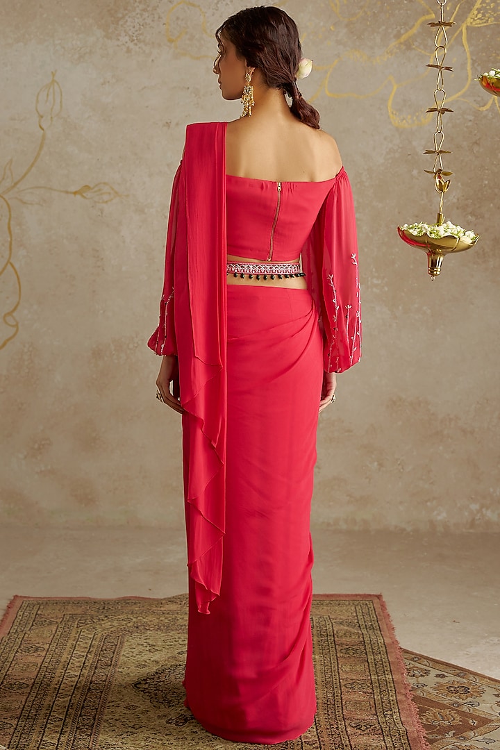 Coral Red Georgette Pre-Stitched Wedding Saree Set by Chhavvi Aggarwal at Pernia's Pop Up Shop