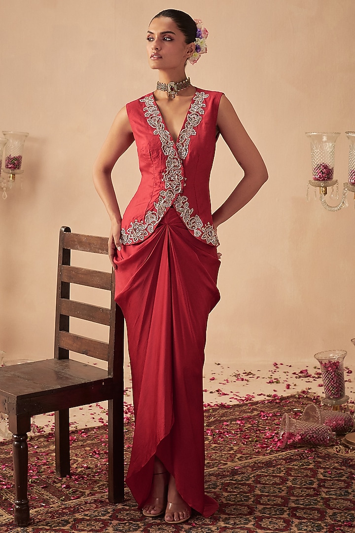 Red Silk Hand Embroidered Jacket Set by Chhavvi Aggarwal at Pernia's Pop Up Shop