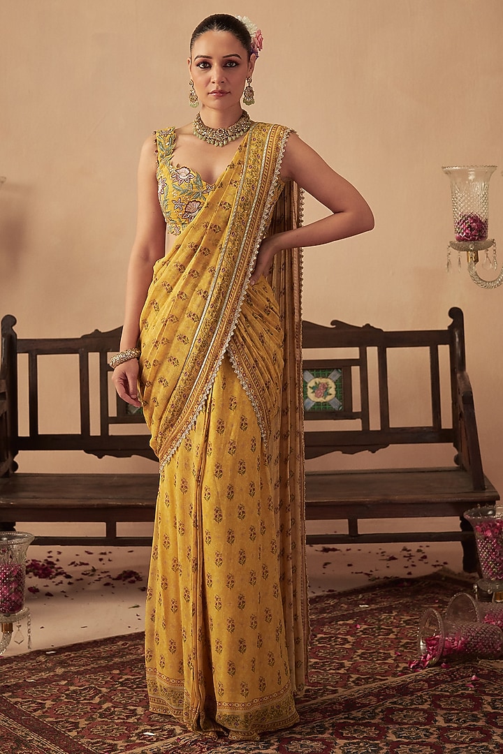 Yellow Georgette Printed Pre-Stitched Wedding Saree Set by Chhavvi Aggarwal at Pernia's Pop Up Shop