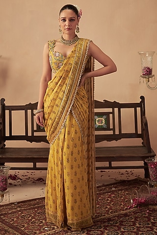 Yellow Georgette Printed Pre-Stitched Saree Set by Chhavvi Aggarwal