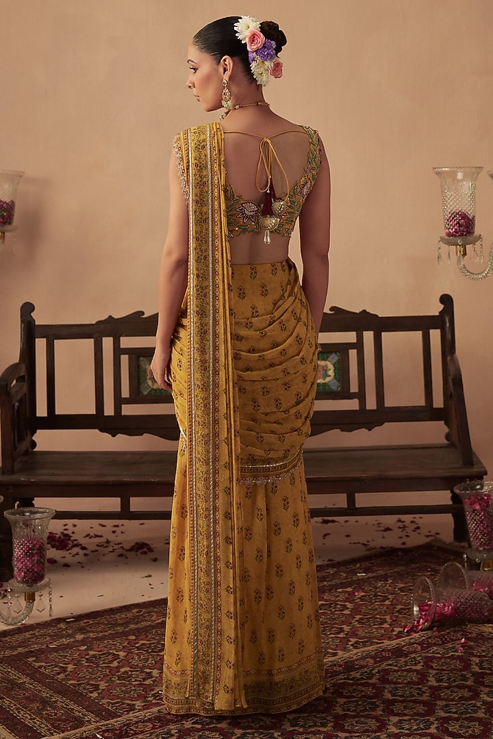 Yellow Georgette Printed Pre-Stitched Wedding Saree Set by Chhavvi Aggarwal at Pernia's Pop Up Shop