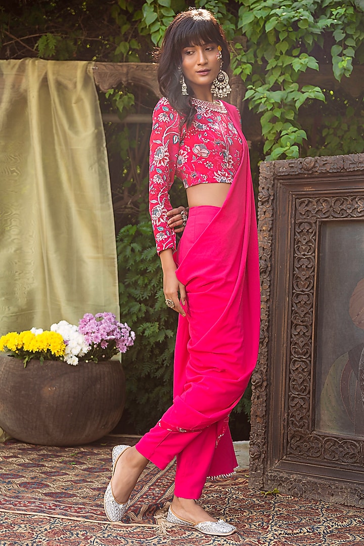 Red Georgette & Crepe Pant Party Wear Saree Set by Chhavvi Aggarwal at Pernia's Pop Up Shop