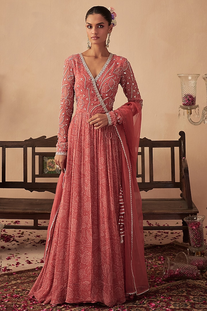 Coral Georgette Hand Embroidered Anarkali Set For Girls by Chhavvi Aggarwal - Kids at Pernia's Pop Up Shop