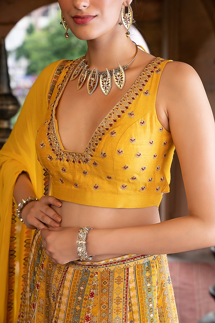 Yellow Crepe Printed Lehenga Set For Girls by Chhavvi Aggarwal - Kids at Pernia's Pop Up Shop
