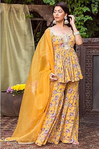 Yellow Crepe Floral Printed Kurta Set For Girls  by Chhavvi Aggarwal - Kids