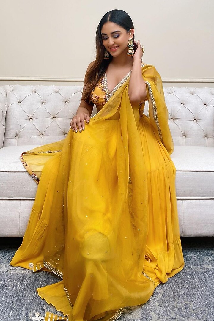 Yellow Crepe & Georgette Lehenga Set For Girls by Chhavvi Aggarwal - Kids at Pernia's Pop Up Shop