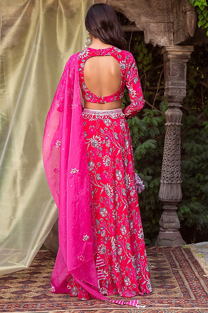 Red Crepe Printed Lehenga Set For Girls by Chhavvi Aggarwal - Kids at Pernia's Pop Up Shop
