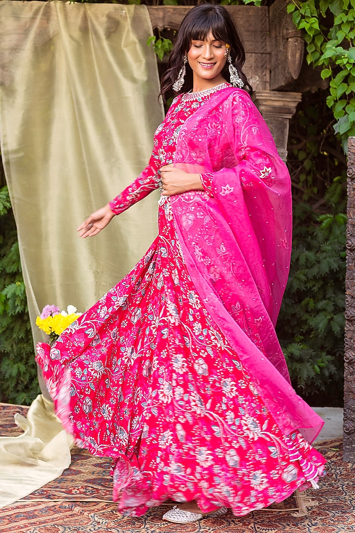 Red Crepe Printed Lehenga Set For Girls by Chhavvi Aggarwal - Kids at Pernia's Pop Up Shop