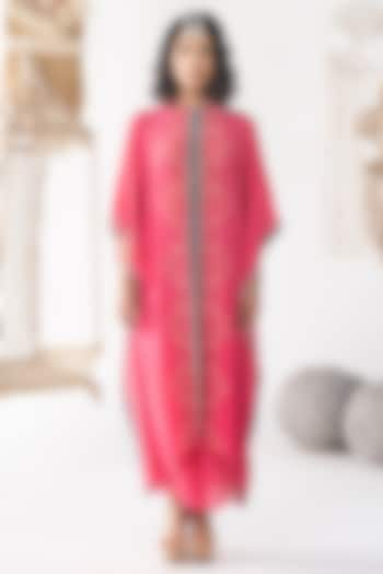 Pink Crepe Printed Kaftan Set by Chhavvi Aggarwal at Pernia's Pop Up Shop