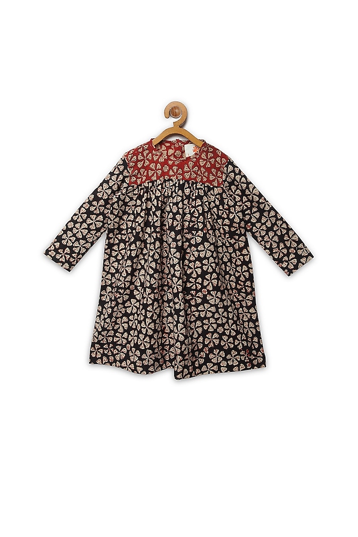Black Printed Floral Dress For Girls by Charkhee Kids