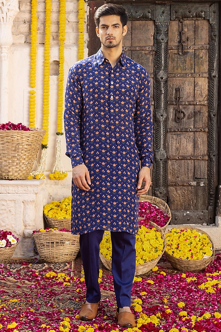 Royal Blue Printed Kurta Set by Chhavvi Aggarwal Men