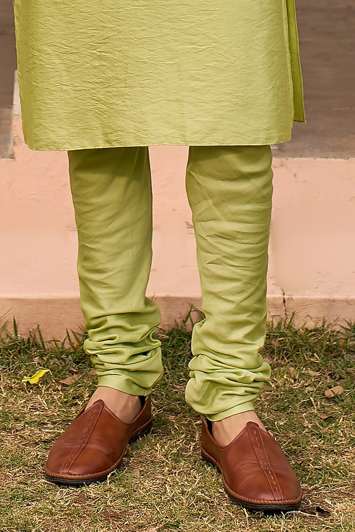 Green Banarasi Bundi Jacket Set by Chhavvi Aggarwal Men at Pernia's Pop Up Shop
