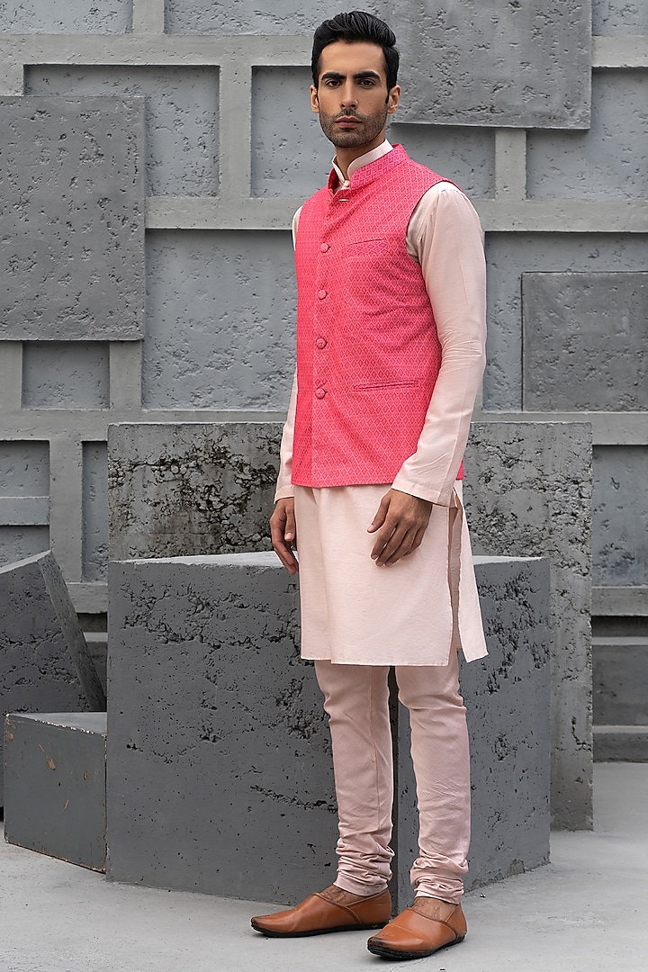 Raspberry Pink Glaze Cotton Printed Bundi Jacket Set by Chhavvi Aggarwal Men