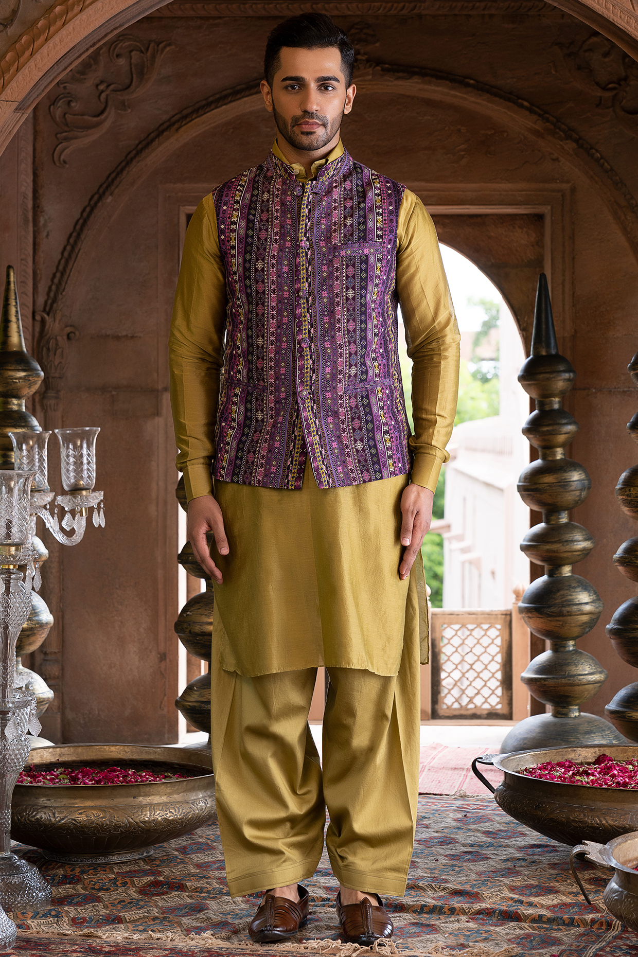 Purple Crepe Printed Bundi Jacket With Kurta Set by Chhavvi Aggarwal Men