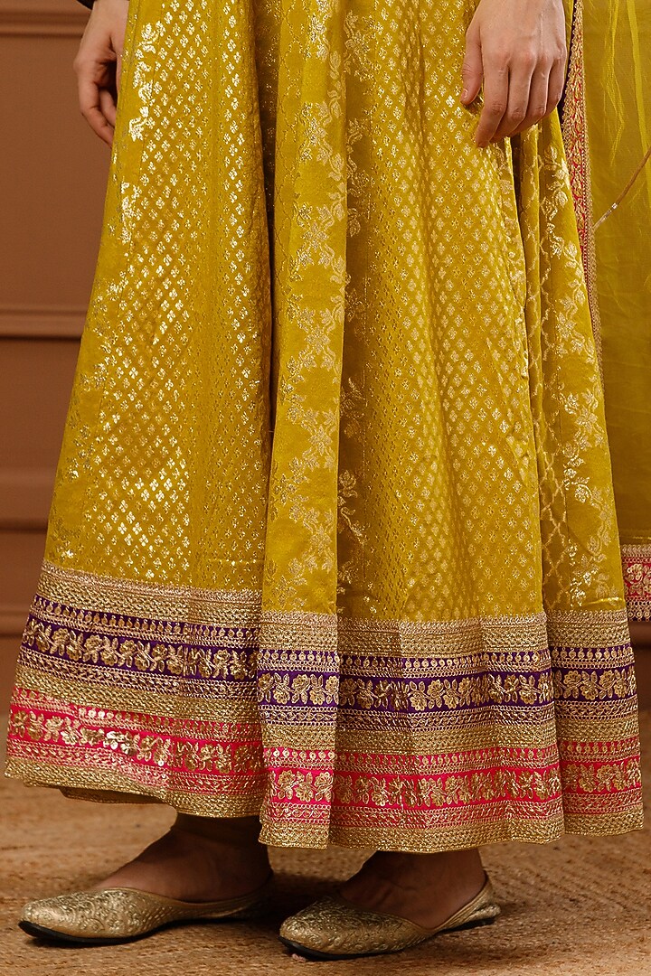 Mehendi Colored Banarasi Chanderi Embroidered Party Wear Anarkali Set by CHARLIE AHUJA at Pernia's Pop Up Shop