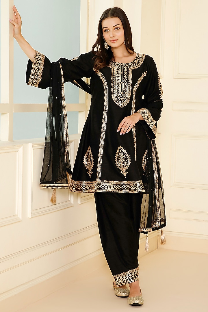 Black Bemberg Silk Sequins & Dori Hand Embroidered Kurta Set by CHARLIE AHUJA