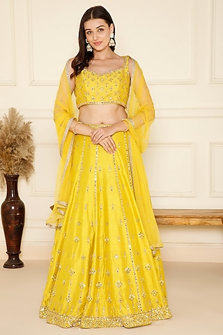 Yellow Bemberg Silk Mirror & Sequins Hand Embroidered Lehenga Set by CHARLIE AHUJA