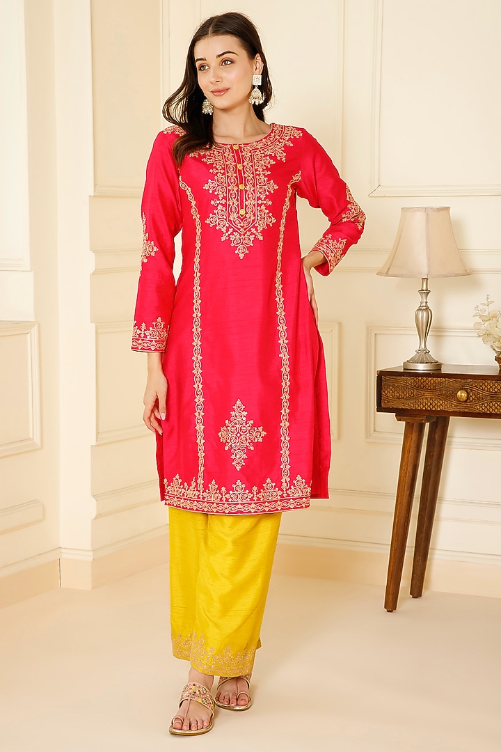 Hot Pink Bemberg Silk Tilla Dori & Sequin Embroidered Straight Kurta Set by CHARLIE AHUJA at Pernia's Pop Up Shop