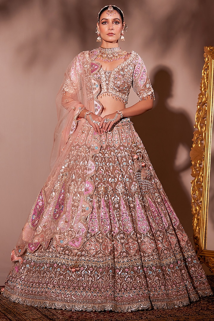 Champagne Organza Resham Embroidered Bridal Lehenga Set by Chaashni by Maansi and Ketan at Pernia's Pop Up Shop