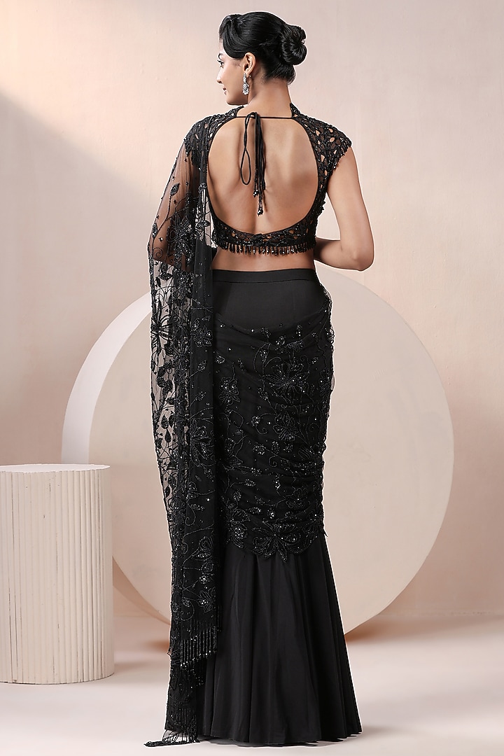 Black Net & Lycra Sequins Embellished Wedding Lehenga Saree Set by Chaashni by Maansi and Ketan at Pernia's Pop Up Shop