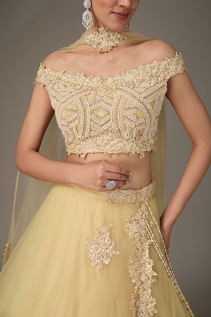 Gold Net Sequins & Resham Embroidered Wedding Lehenga Set by Chaashni by Maansi and Ketan at Pernia's Pop Up Shop
