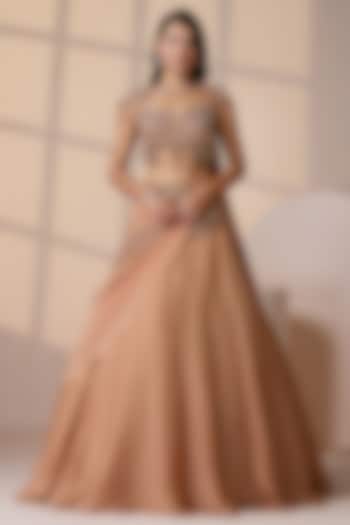 Gold Shimmer Georgette Wedding Lehenga Set by Chaashni by Maansi and Ketan at Pernia's Pop Up Shop