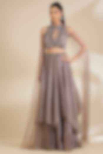 Champagne Organza Sequins Embellished Wedding Lehenga Set by Chaashni by Maansi and Ketan at Pernia's Pop Up Shop