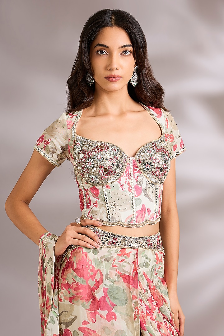Cream Chinon Chiffon Embellished Pre-Stitched Wedding Saree Set by Chaashni by Maansi and Ketan at Pernia's Pop Up Shop