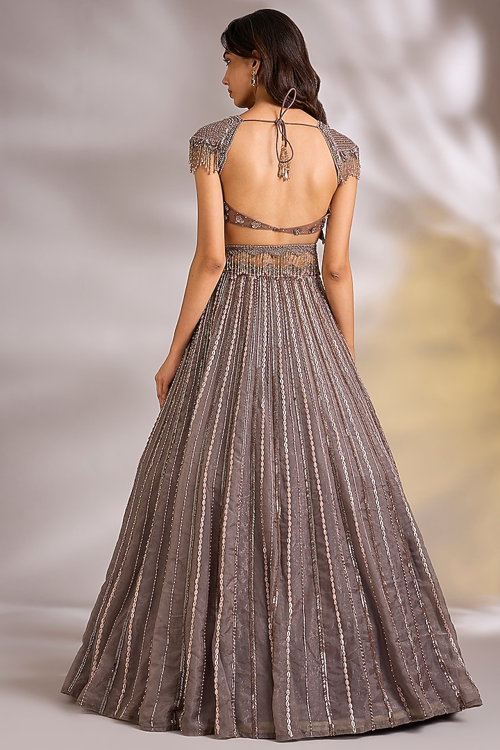Champagne Organza Sequins Embellished Wedding Lehenga Set by Chaashni by Maansi and Ketan at Pernia's Pop Up Shop