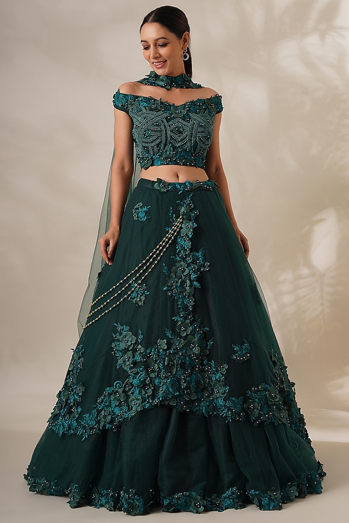 Green Net Wedding Lehenga Set by Chaashni by Maansi and Ketan at Pernia's Pop Up Shop