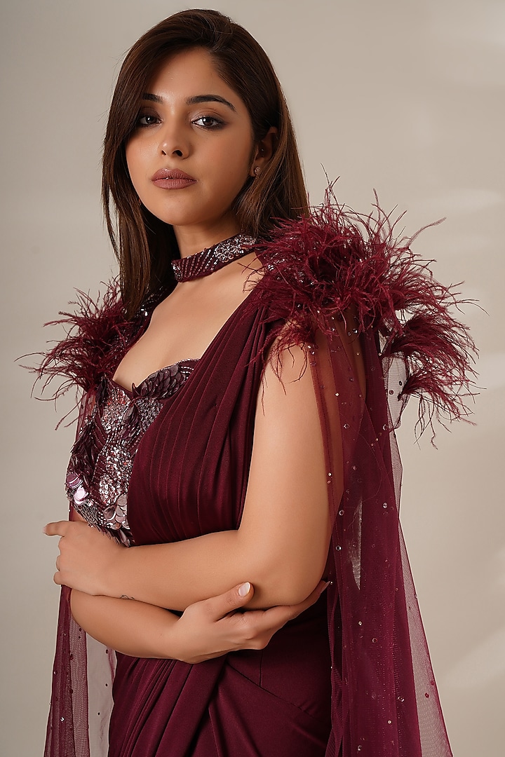 Maroon Lycra Embellished Jacket Wedding Saree Set by Chaashni by Maansi and Ketan at Pernia's Pop Up Shop