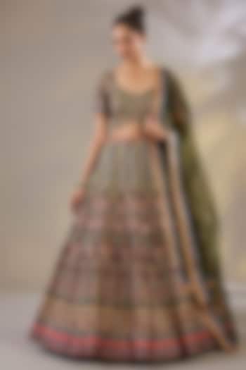 Green Silk Sequins Embellished Wedding Lehenga Set by Chaashni by Maansi and Ketan at Pernia's Pop Up Shop