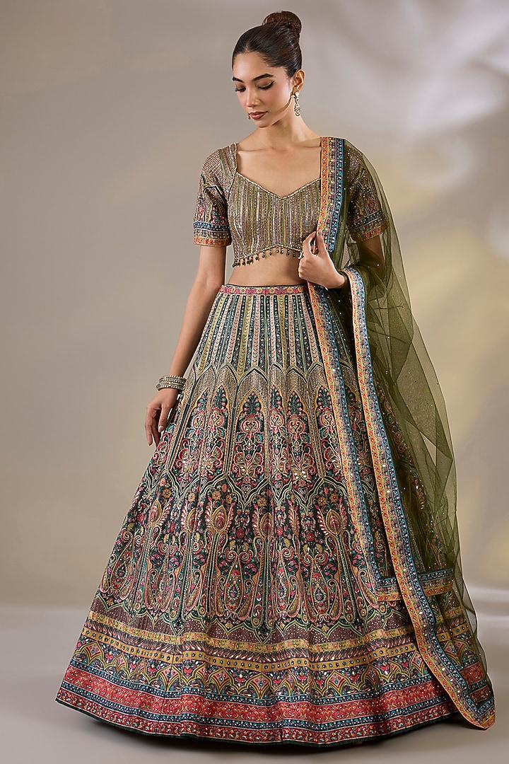 Green Silk Sequins Embellished Wedding Lehenga Set by Chaashni by Maansi and Ketan at Pernia's Pop Up Shop