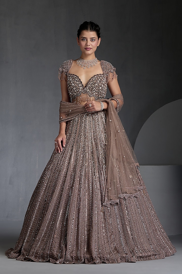 Champagne Net Sequins & Beads Embellished Bridal Lehenga Set by Chaashni by Maansi and Ketan at Pernia's Pop Up Shop