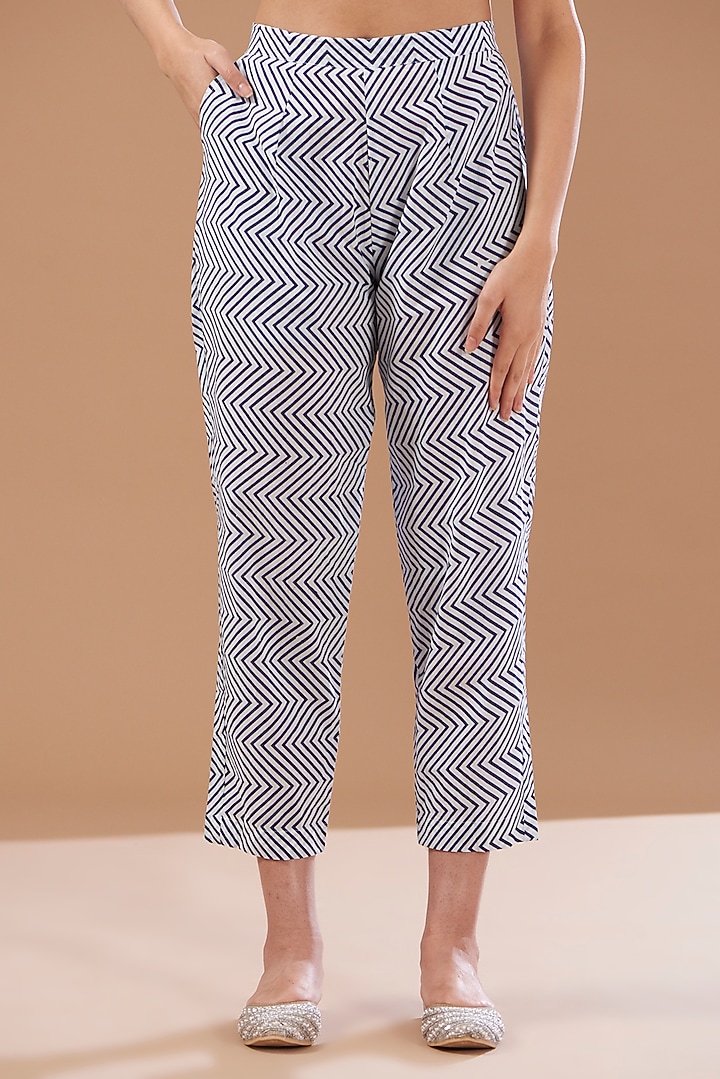 Navy Blue Cotton Printed Kurta Set by CHITRASHI JAIPUR at Pernia's Pop Up Shop