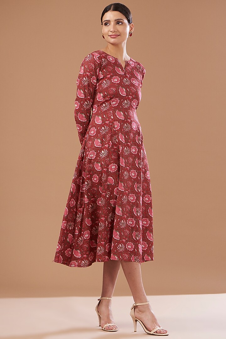 Maroon Cotton Printed & Embroidered Kurta Set by CHITRASHI JAIPUR at Pernia's Pop Up Shop
