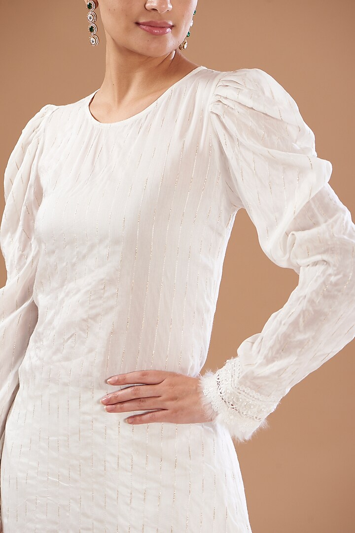 Ivory Viscose Silk Kurta Set by CHITRASHI JAIPUR at Pernia's Pop Up Shop