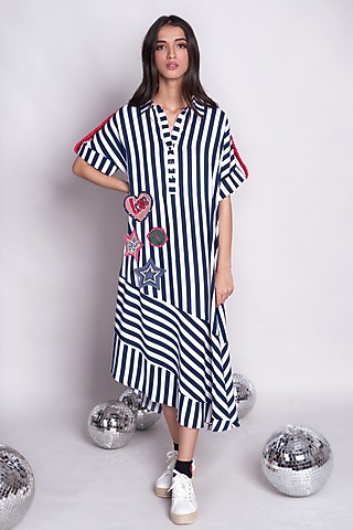 White & Blue Printed Midi Kaftan Dress by Chillosophy