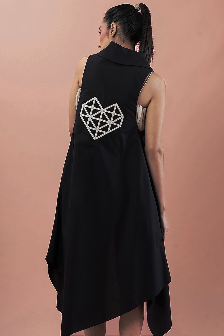 Black Poplin Long Overcoat by Chillosophy at Pernia's Pop Up Shop