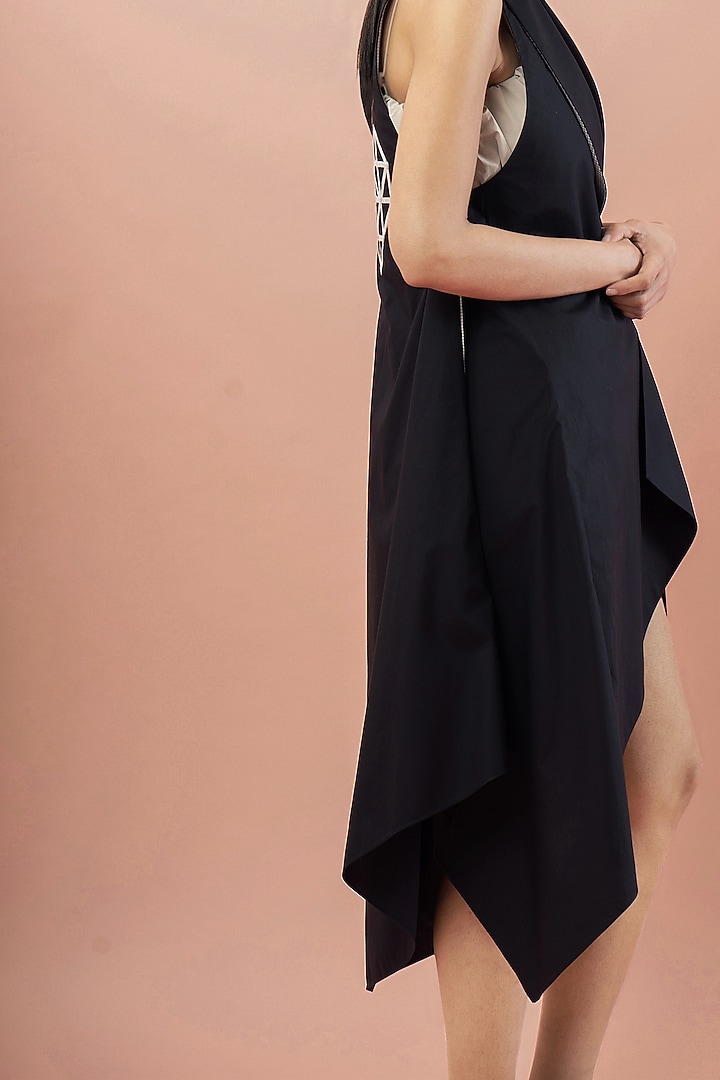 Black Poplin Long Overcoat by Chillosophy at Pernia's Pop Up Shop