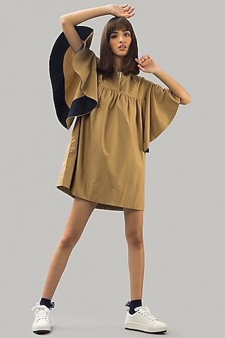 Khaki Green Dress With Flared Sleeves by Chillosophy