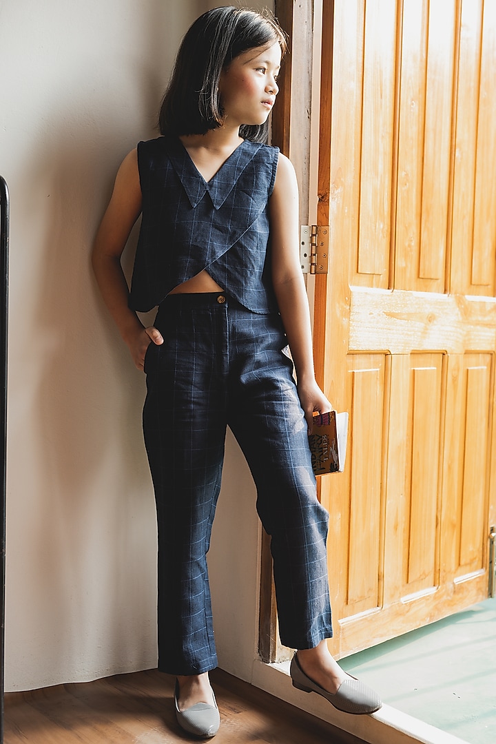 Navy Blue Linen Co-Ord Set For Girls by Chi Linen at Pernia's Pop Up Shop